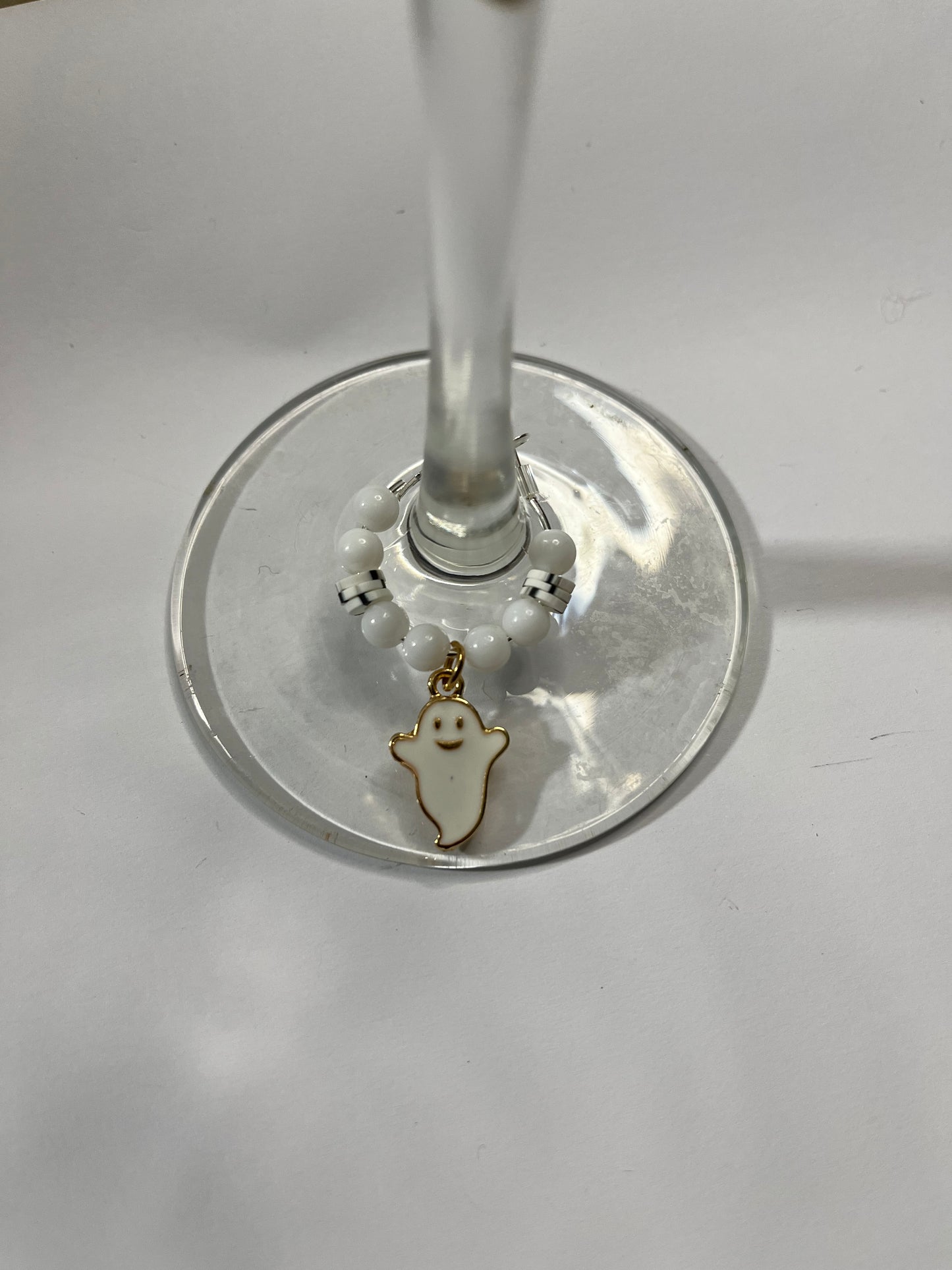 GHOST WINE CHARM