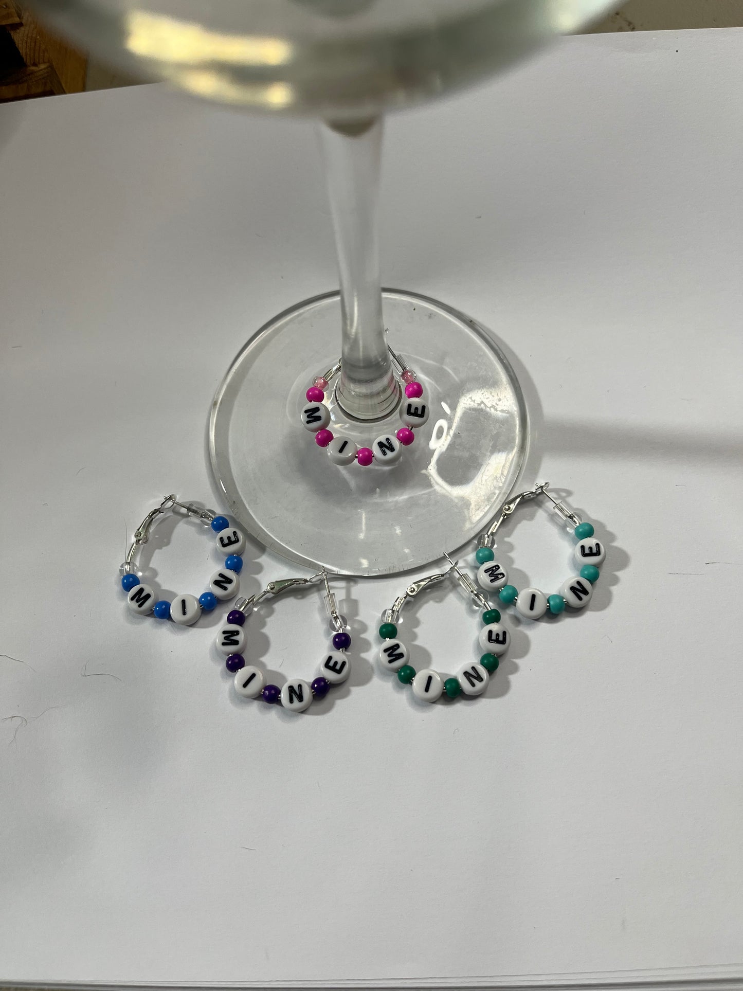 WINE GLASS CHARM SET