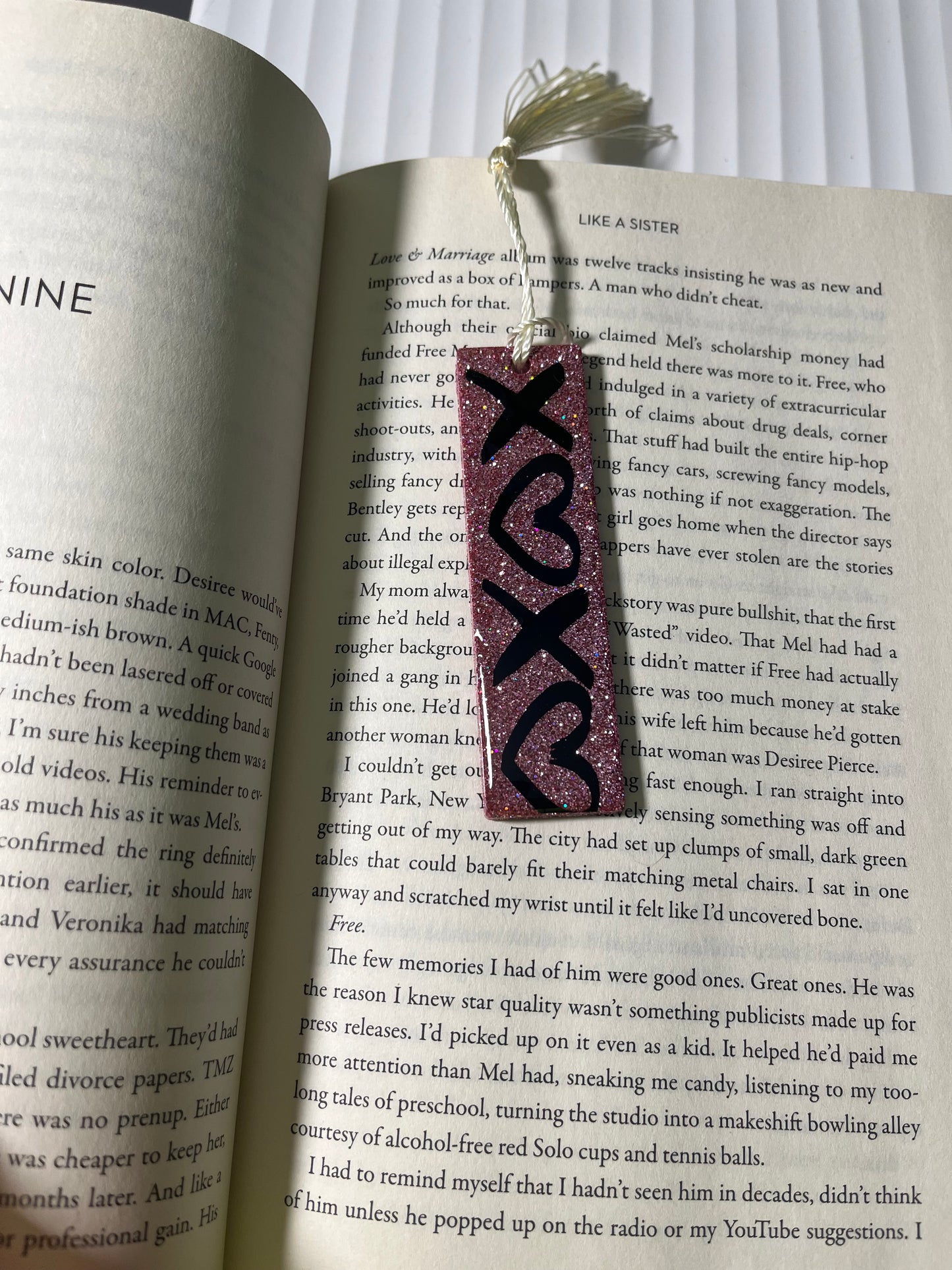 XOXO Glitter Bookmark (short)